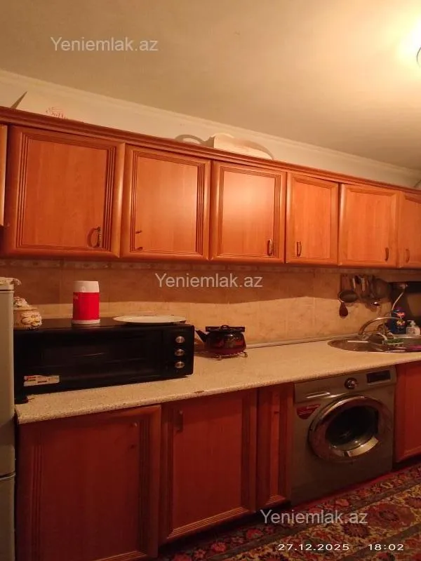 Satılır 4 otaqlı köhnə tikili 84 m²
