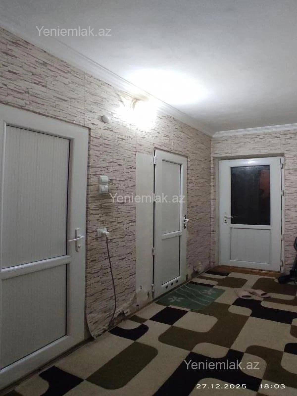 Satılır 4 otaqlı köhnə tikili 84 m²