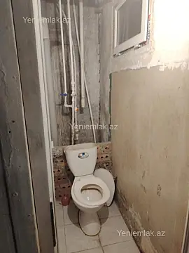 Satılır 2 otaqlı köhnə tikili 65 m²