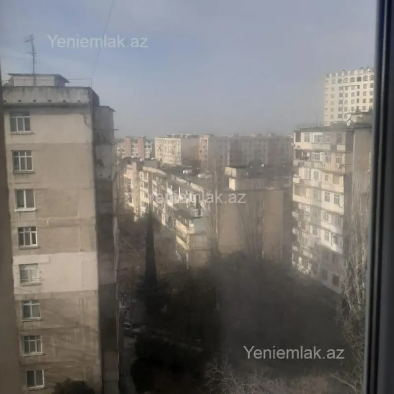 Satılır 2 otaqlı köhnə tikili 65 m²