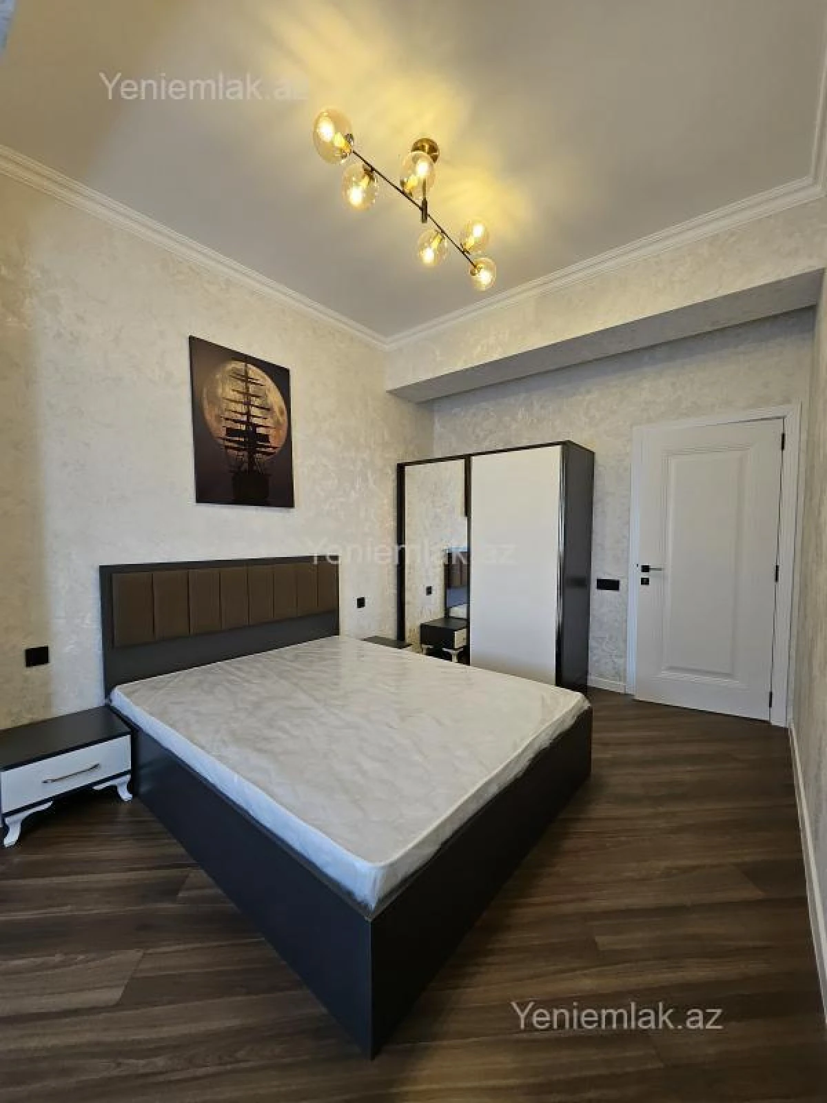 Satılır 4 otaqlı yeni tikili 122 m²