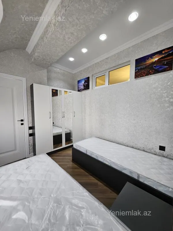 Satılır 4 otaqlı yeni tikili 122 m²