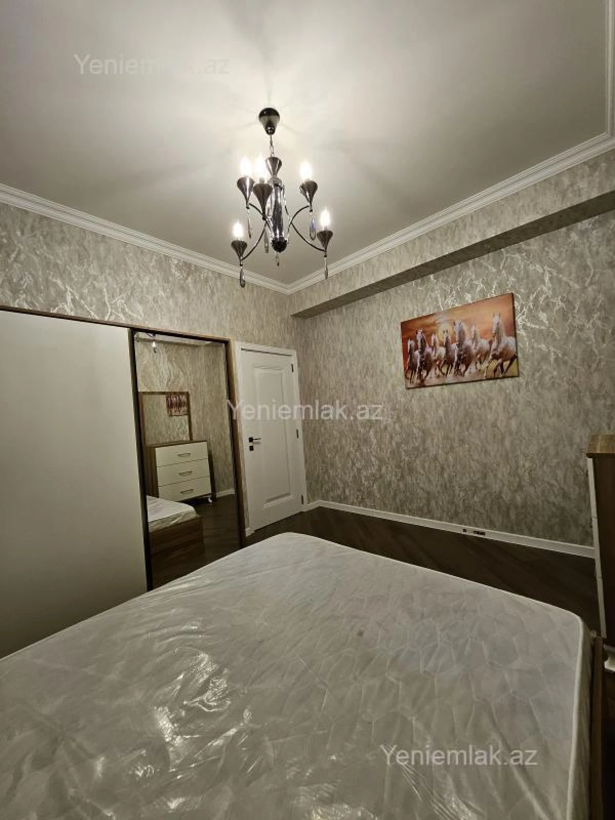 Satılır 4 otaqlı yeni tikili 122 m²