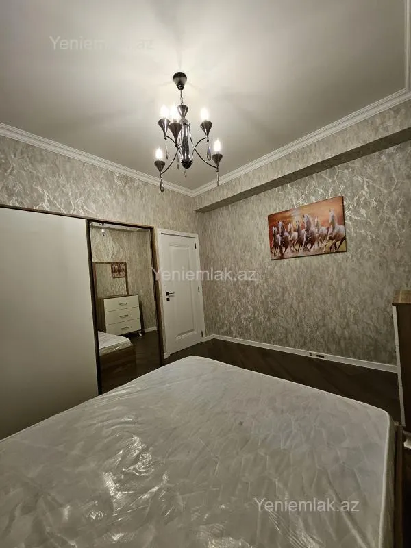 Satılır 4 otaqlı yeni tikili 122 m²