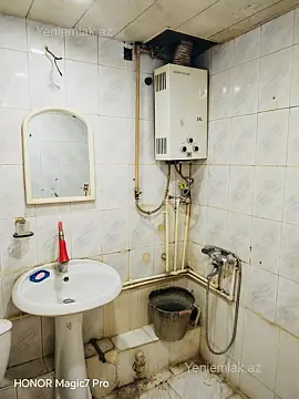 Satılır 2 otaqlı köhnə tikili 50 m²