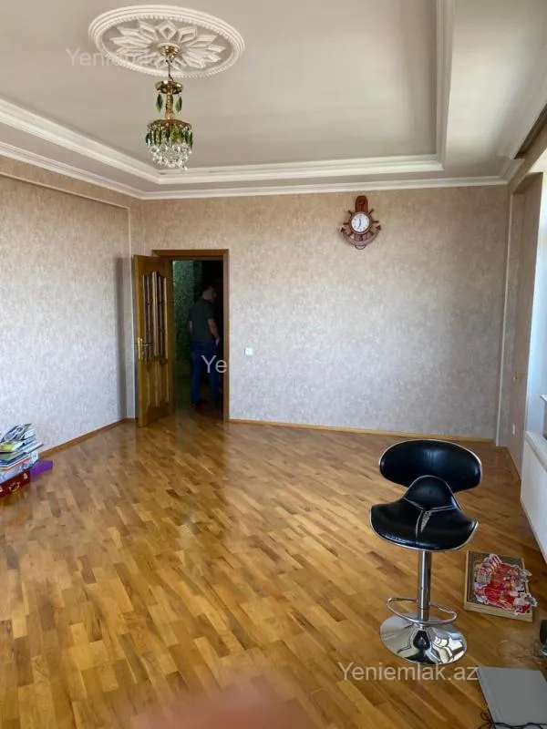 Satılır 2 otaqlı yeni tikili 86 m²