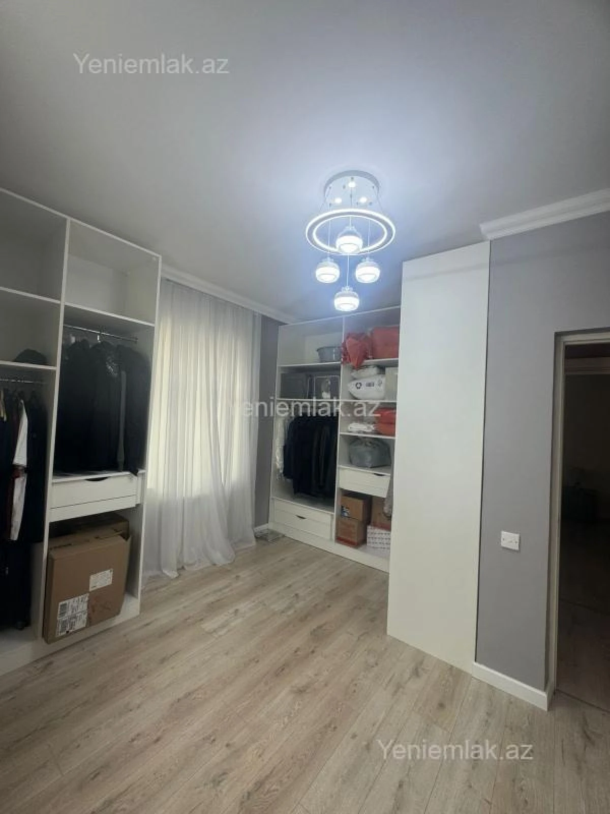 Satılır 4 otaqlı həyət evi 200 m²