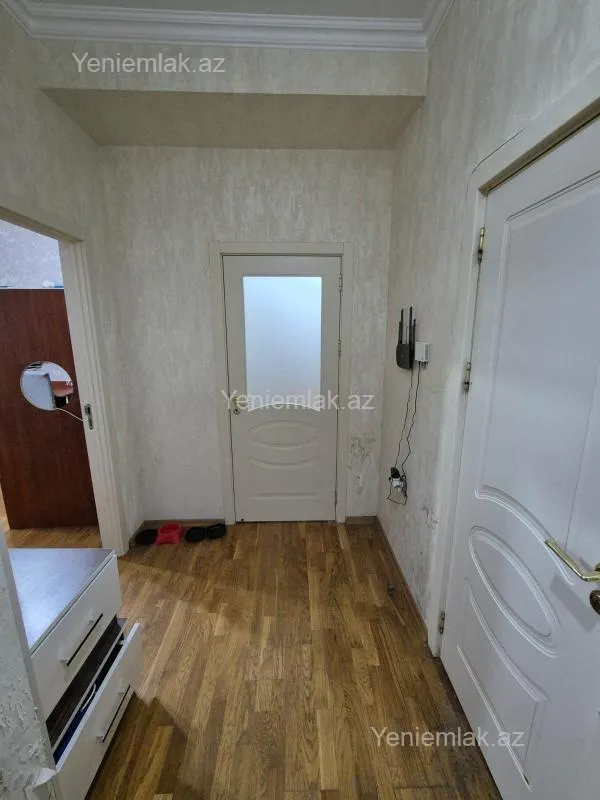 Satılır 3 otaqlı yeni tikili 80 m²