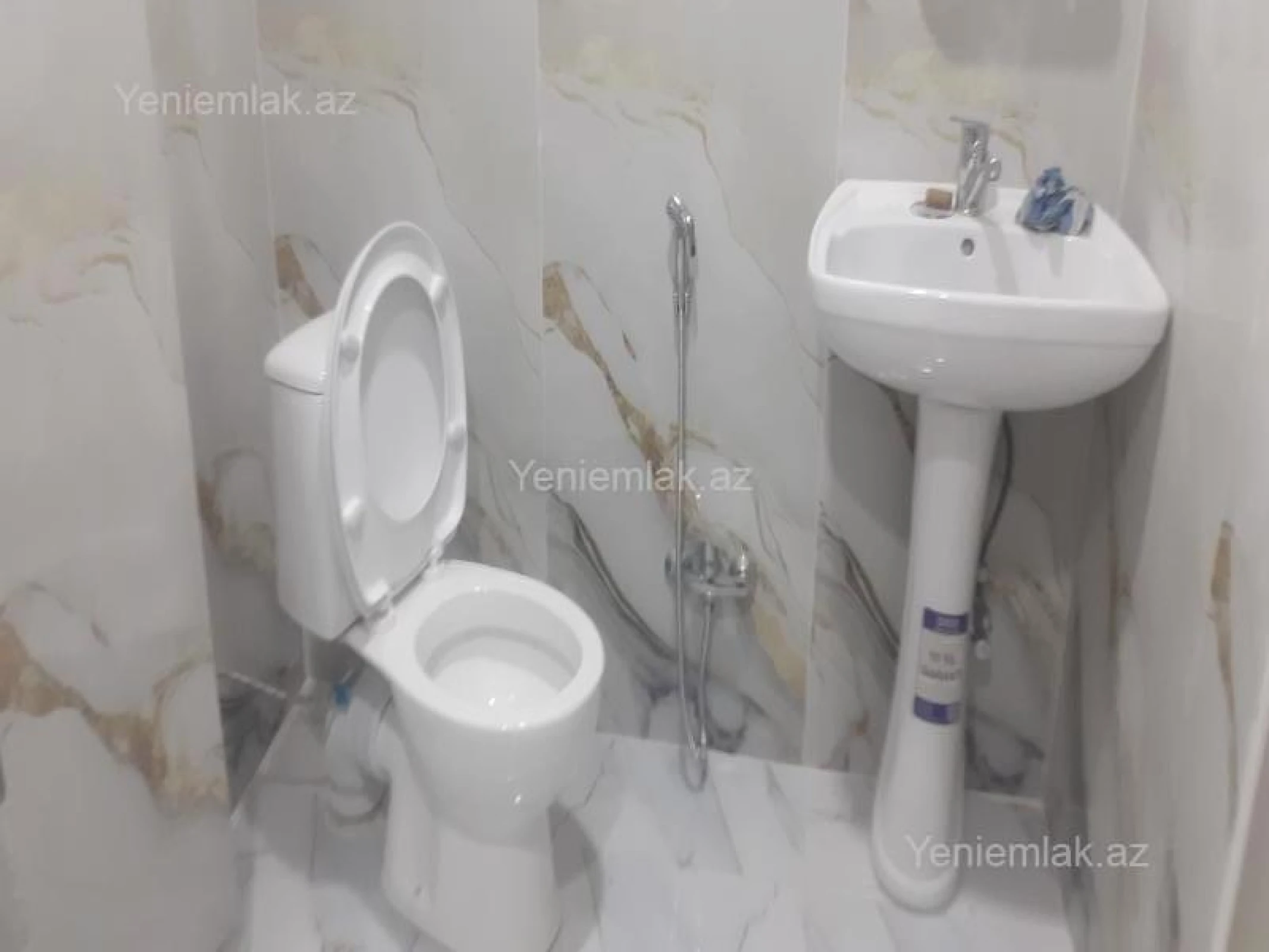 Satılır 2 otaqlı yeni tikili 65 m²