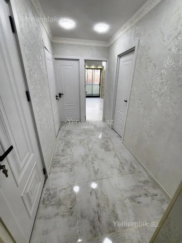 Satılır 3 otaqlı köhnə tikili 75 m²