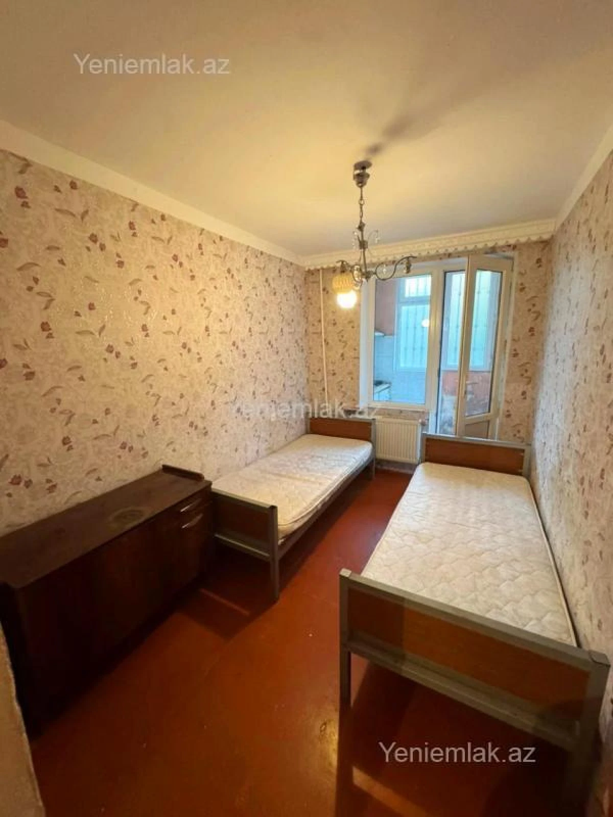 Satılır 3 otaqlı köhnə tikili 60 m²