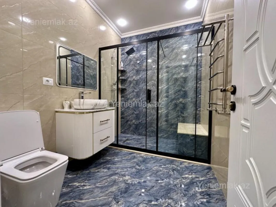 Satılır 3 otaqlı yeni tikili 120 m²