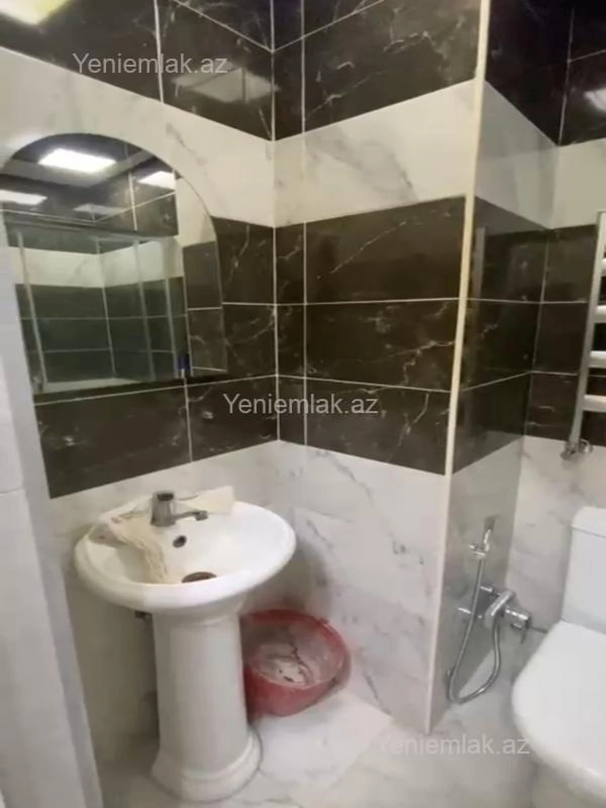 Satılır 2 otaqlı yeni tikili 53 m²