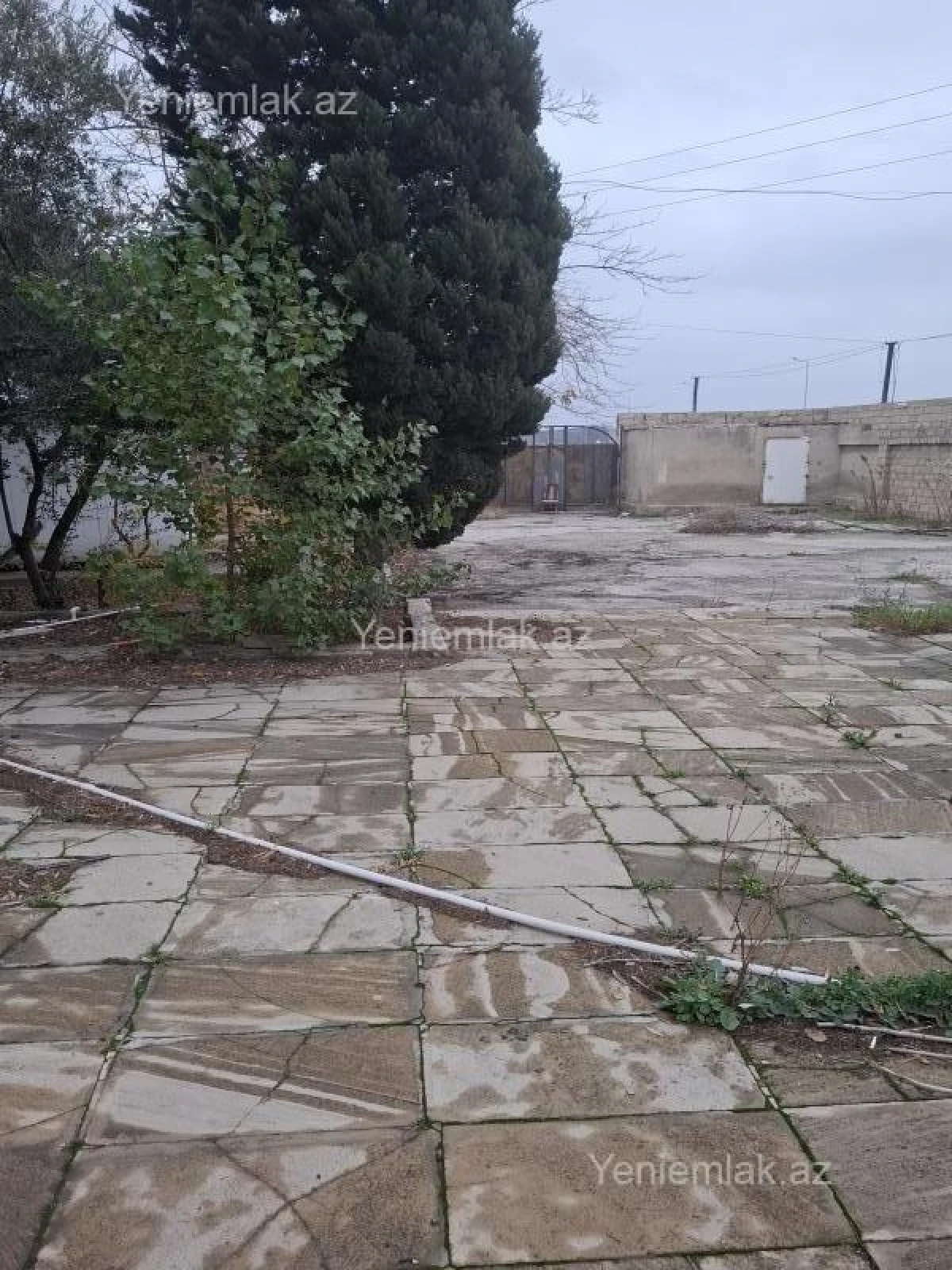 Satılır 6 otaqlı obyekt 370 m²