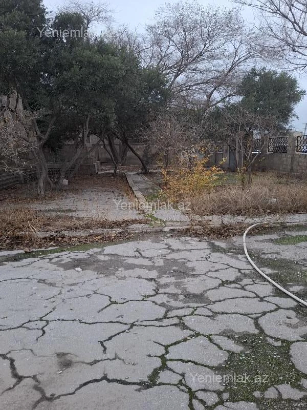 Satılır 6 otaqlı obyekt 370 m²