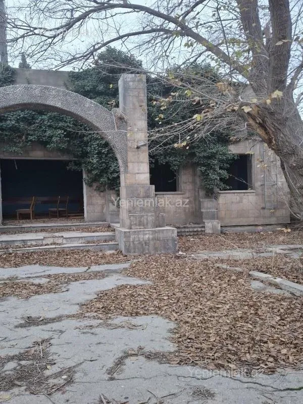 Satılır 6 otaqlı obyekt 370 m²