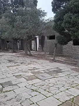 Satılır 6 otaqlı obyekt 370 m²