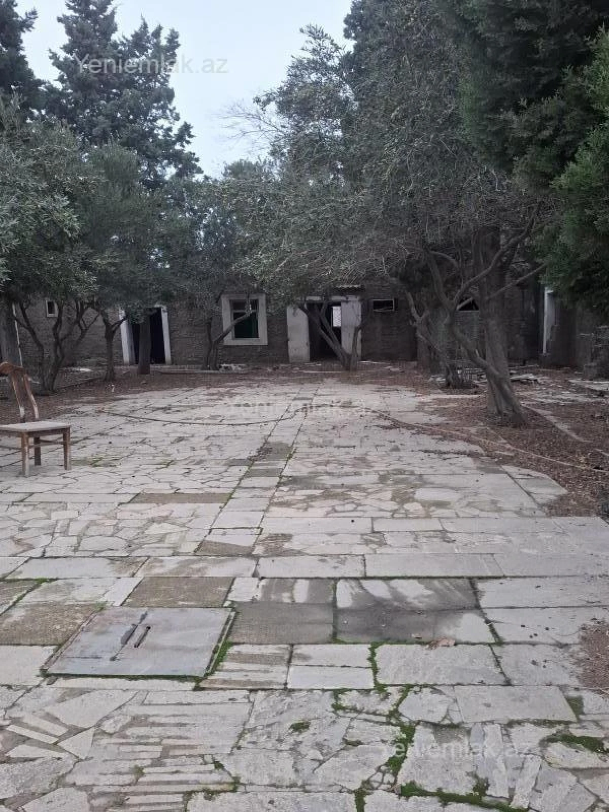 Satılır 6 otaqlı obyekt 370 m²