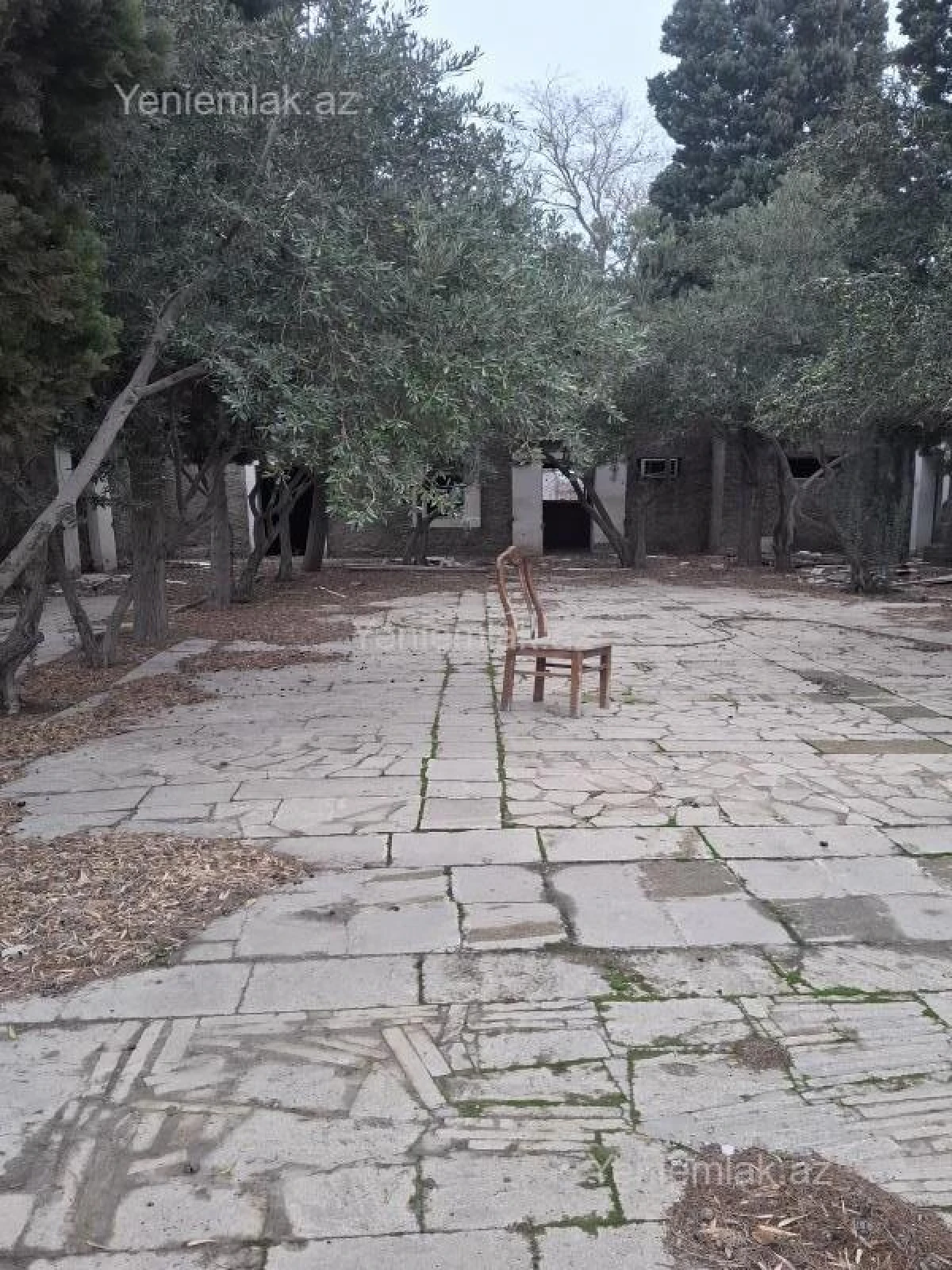 Satılır 6 otaqlı obyekt 370 m²