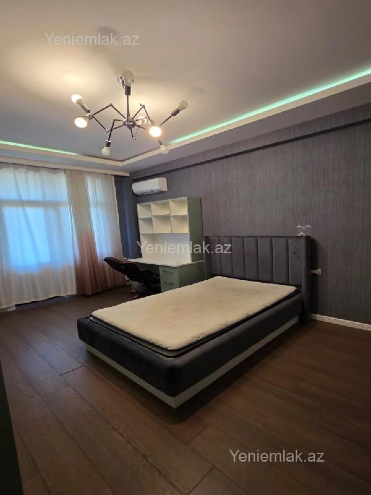 Satılır 3 otaqlı yeni tikili 105 m²