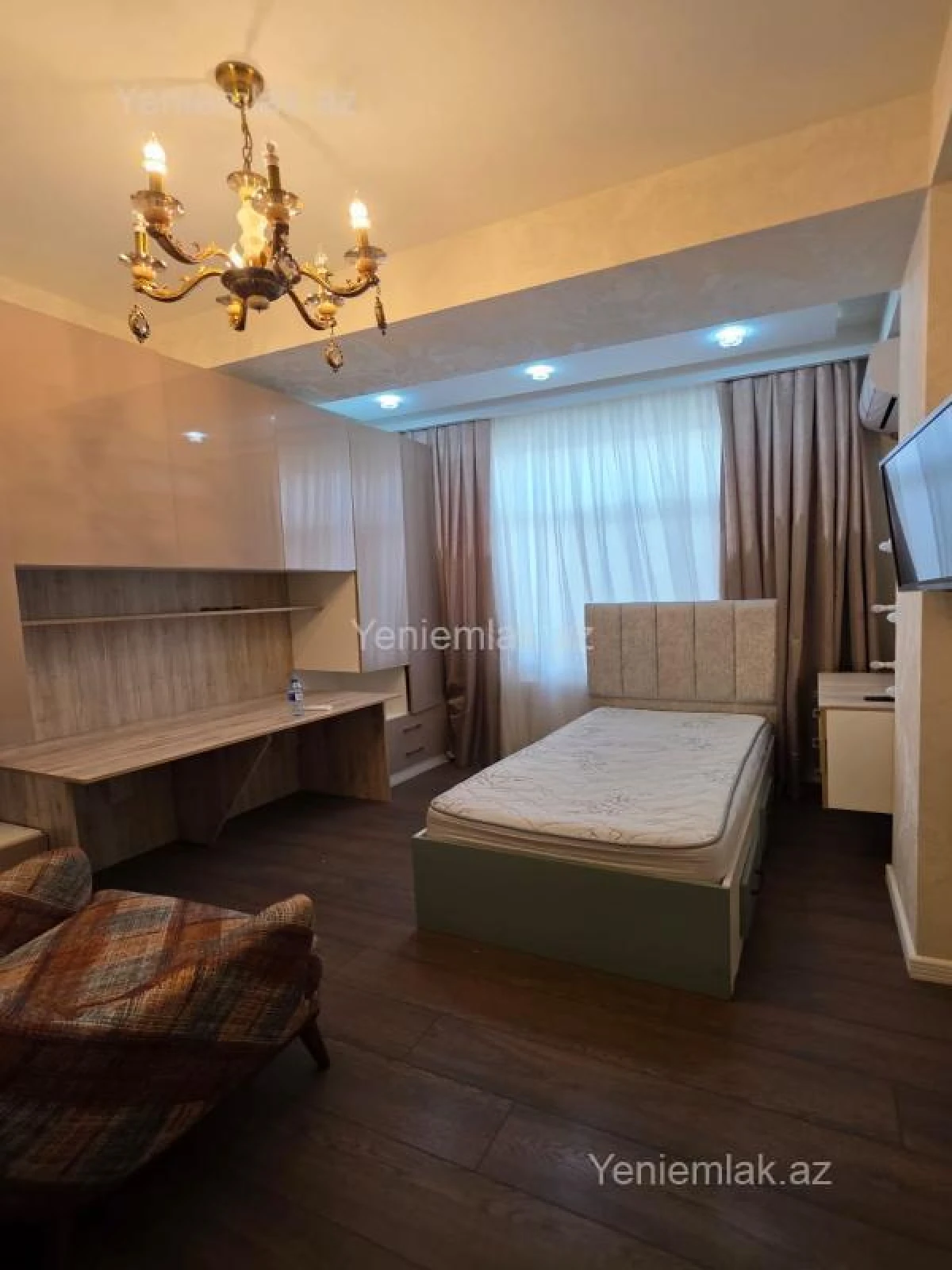 Satılır 3 otaqlı yeni tikili 105 m²