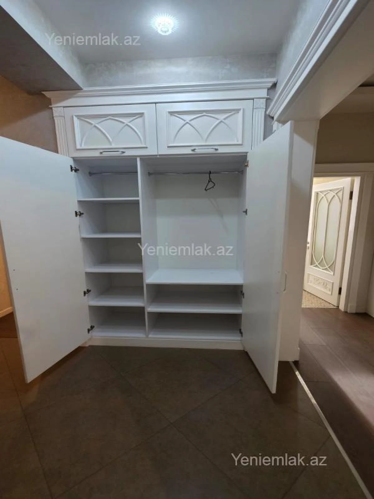 Satılır 3 otaqlı yeni tikili 105 m²