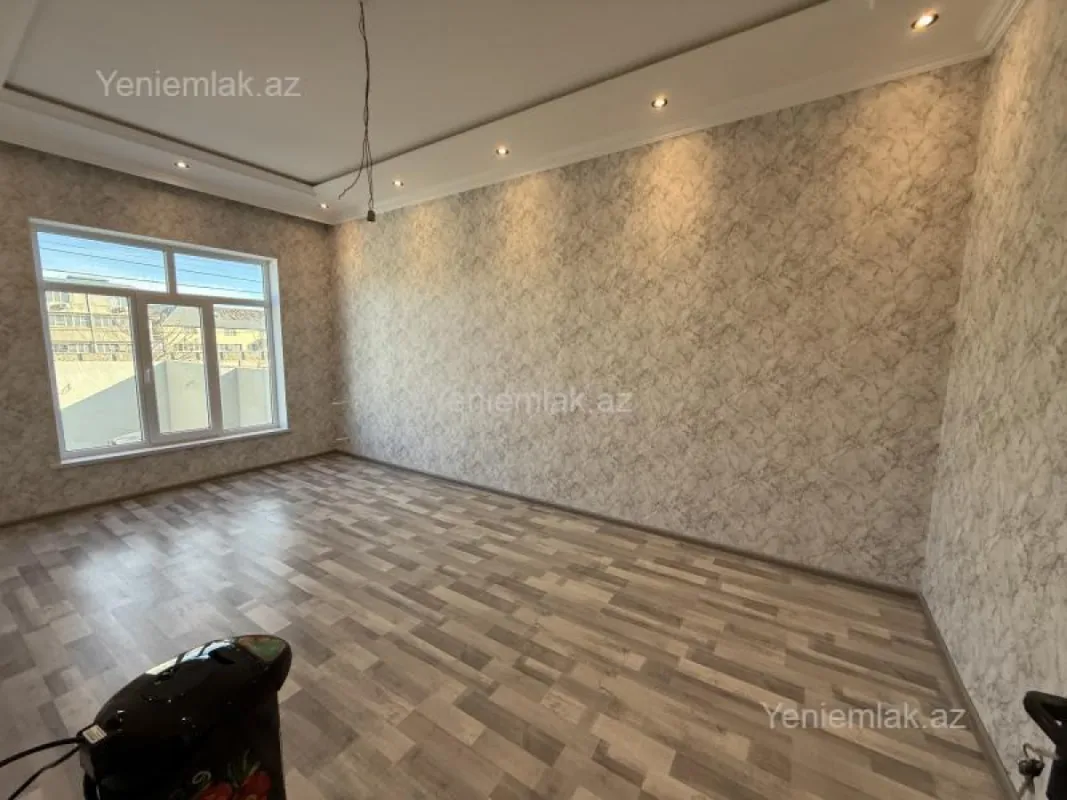 Satılır 3 otaqlı həyət evi 100 m²