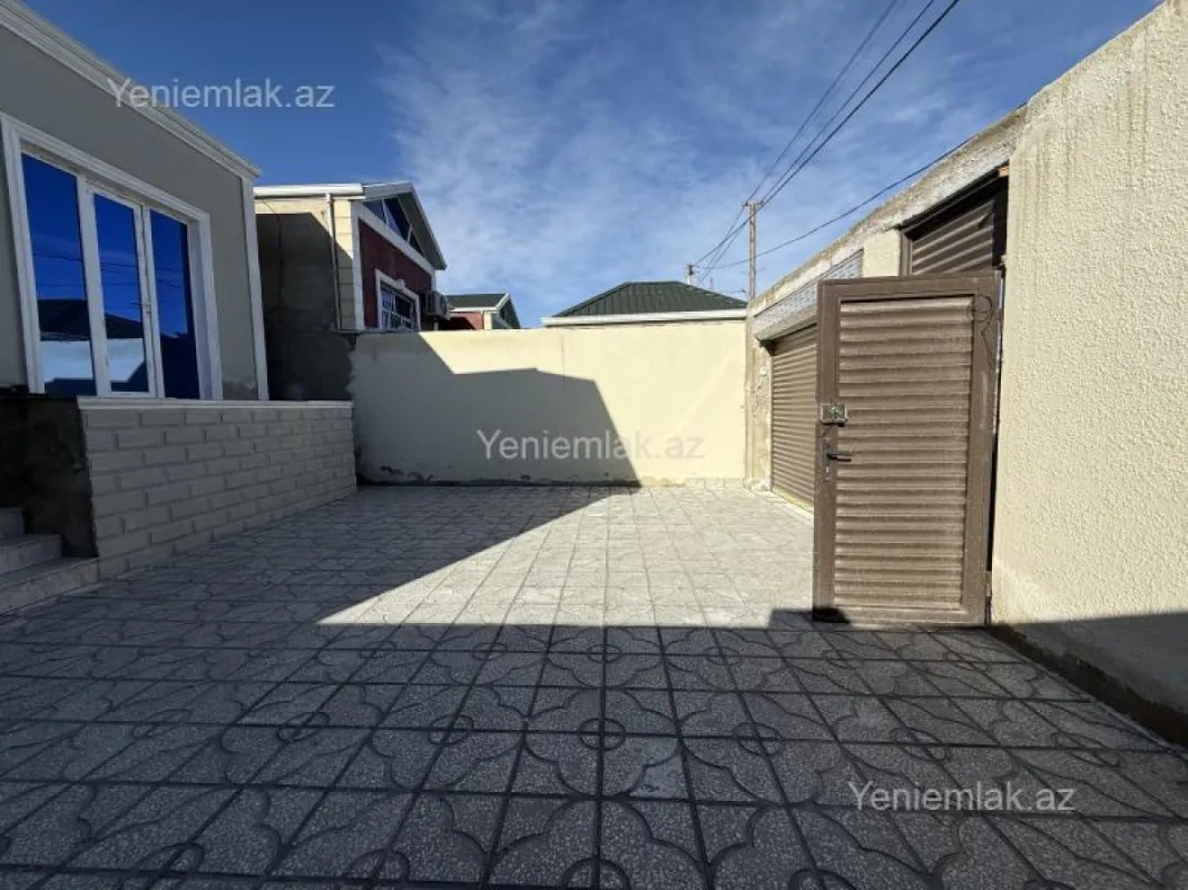 Satılır 3 otaqlı həyət evi 100 m²