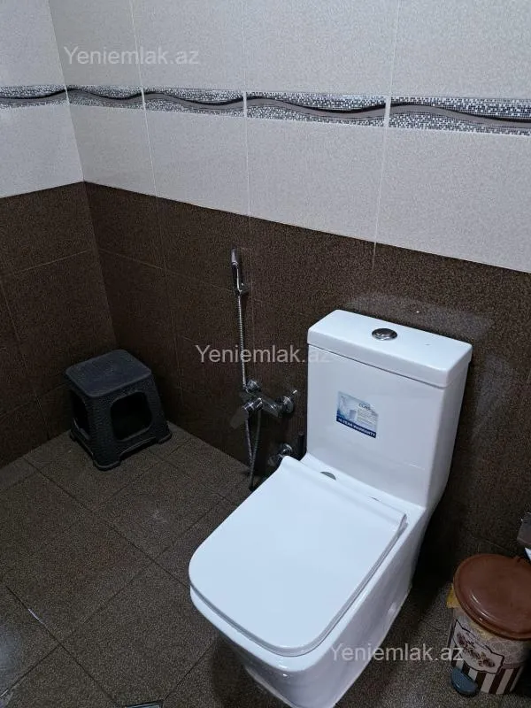 Satılır 4 otaqlı həyət evi 100 m²