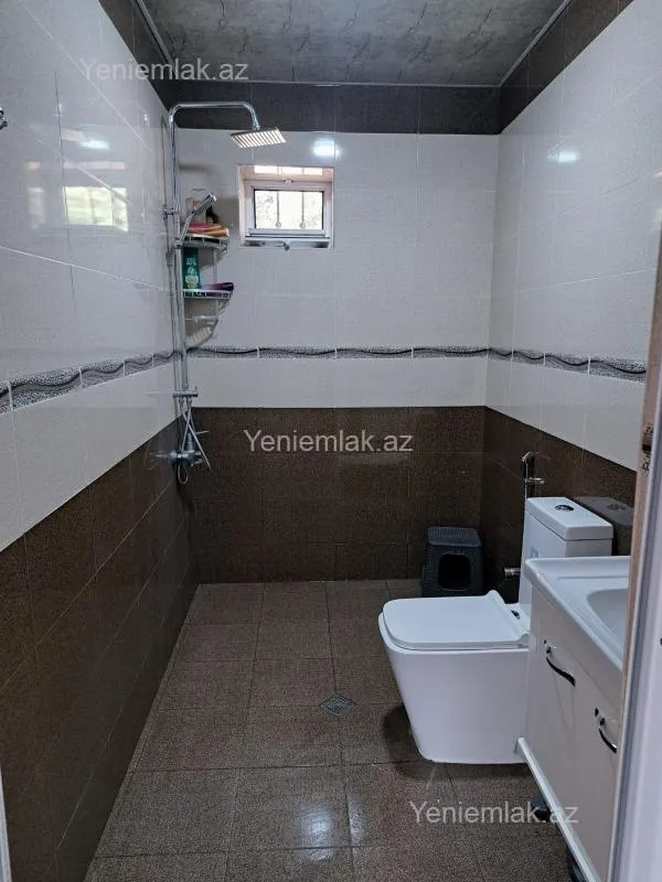 Satılır 4 otaqlı həyət evi 100 m²