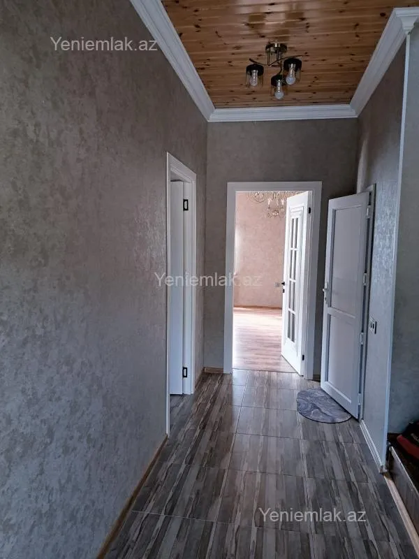 Satılır 4 otaqlı həyət evi 100 m²