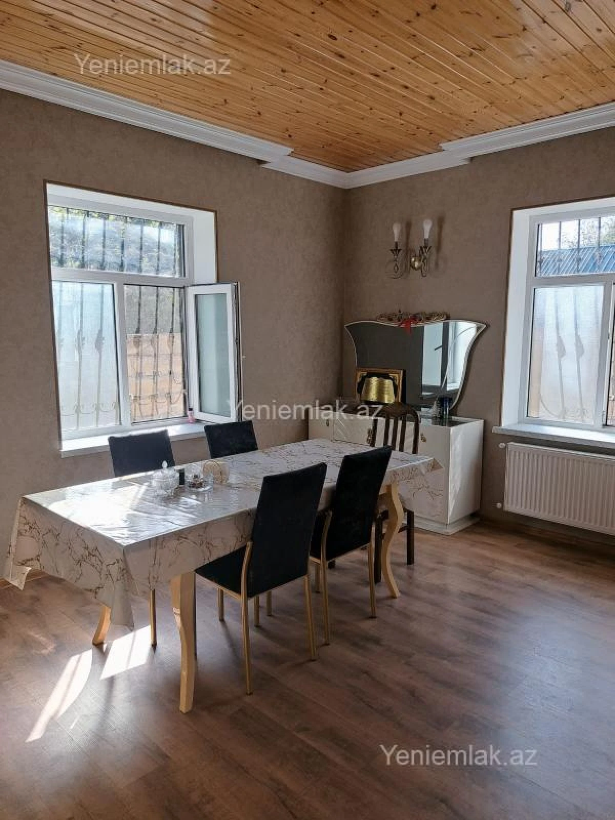 Satılır 4 otaqlı həyət evi 100 m²