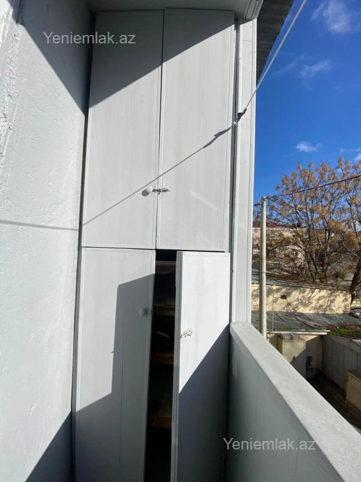 Satılır 2 otaqlı köhnə tikili 70 m²