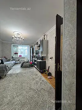 Satılır 2 otaqlı köhnə tikili 65 m²