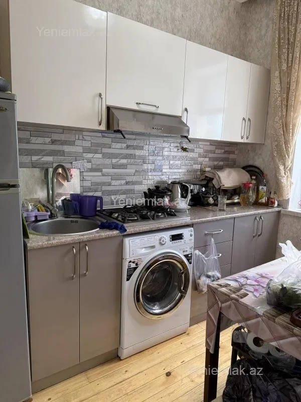 Satılır 3 otaqlı həyət evi 70 m²