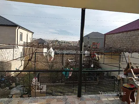 Satılır 6 otaqlı həyət evi 250 m²