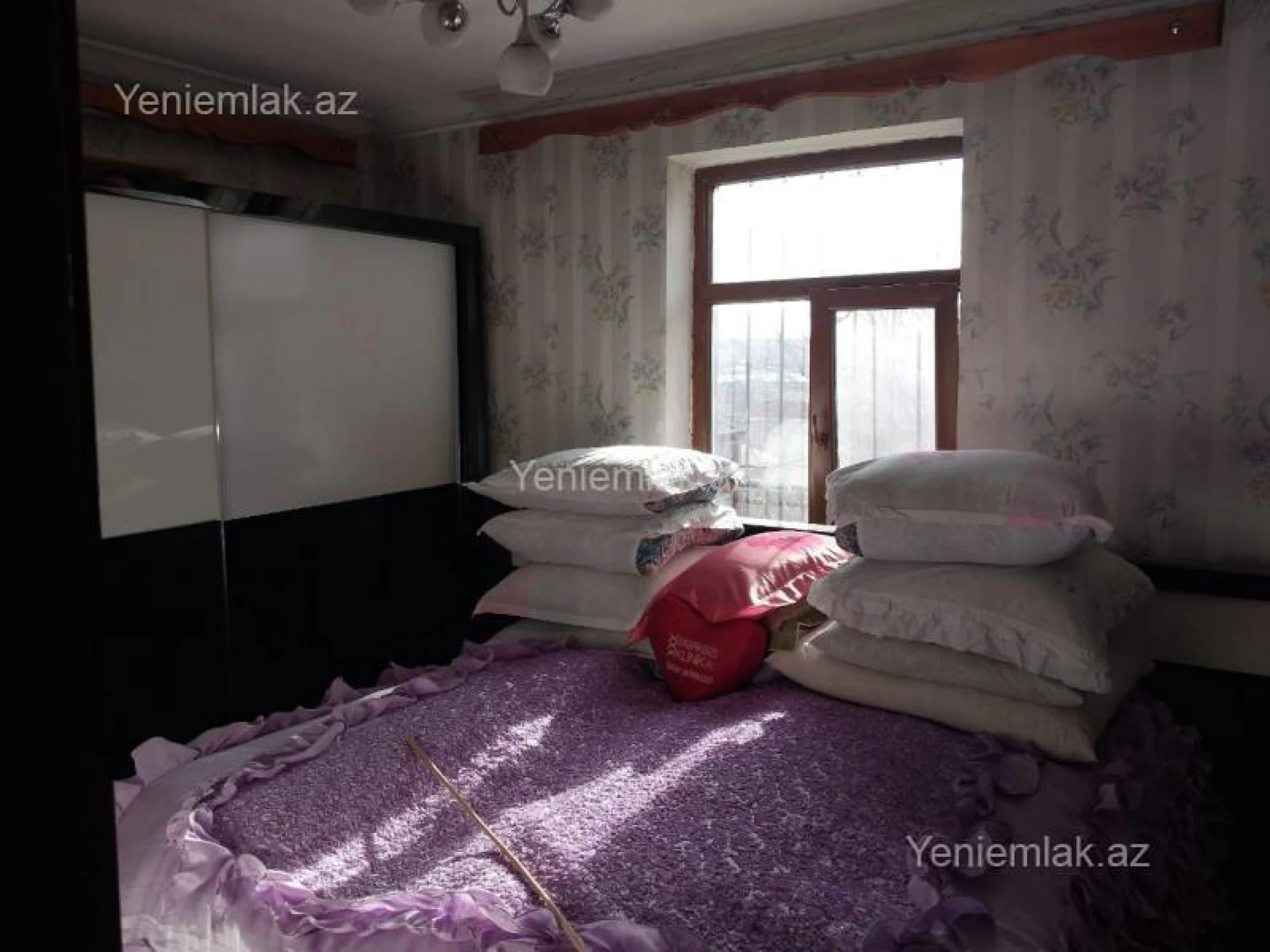 Satılır 6 otaqlı həyət evi 250 m²