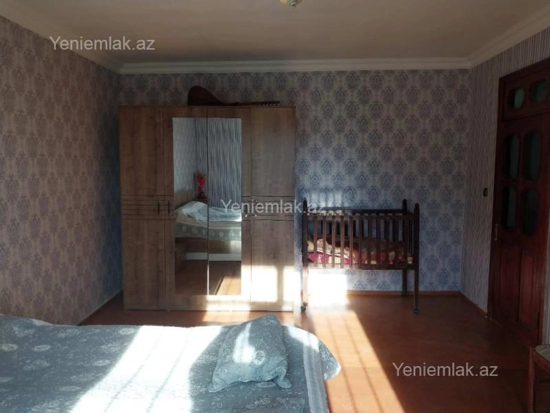 Satılır 6 otaqlı həyət evi 250 m²