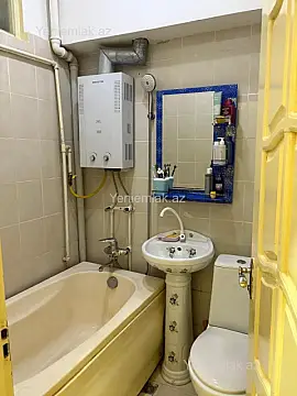 Satılır 2 otaqlı köhnə tikili 50 m²