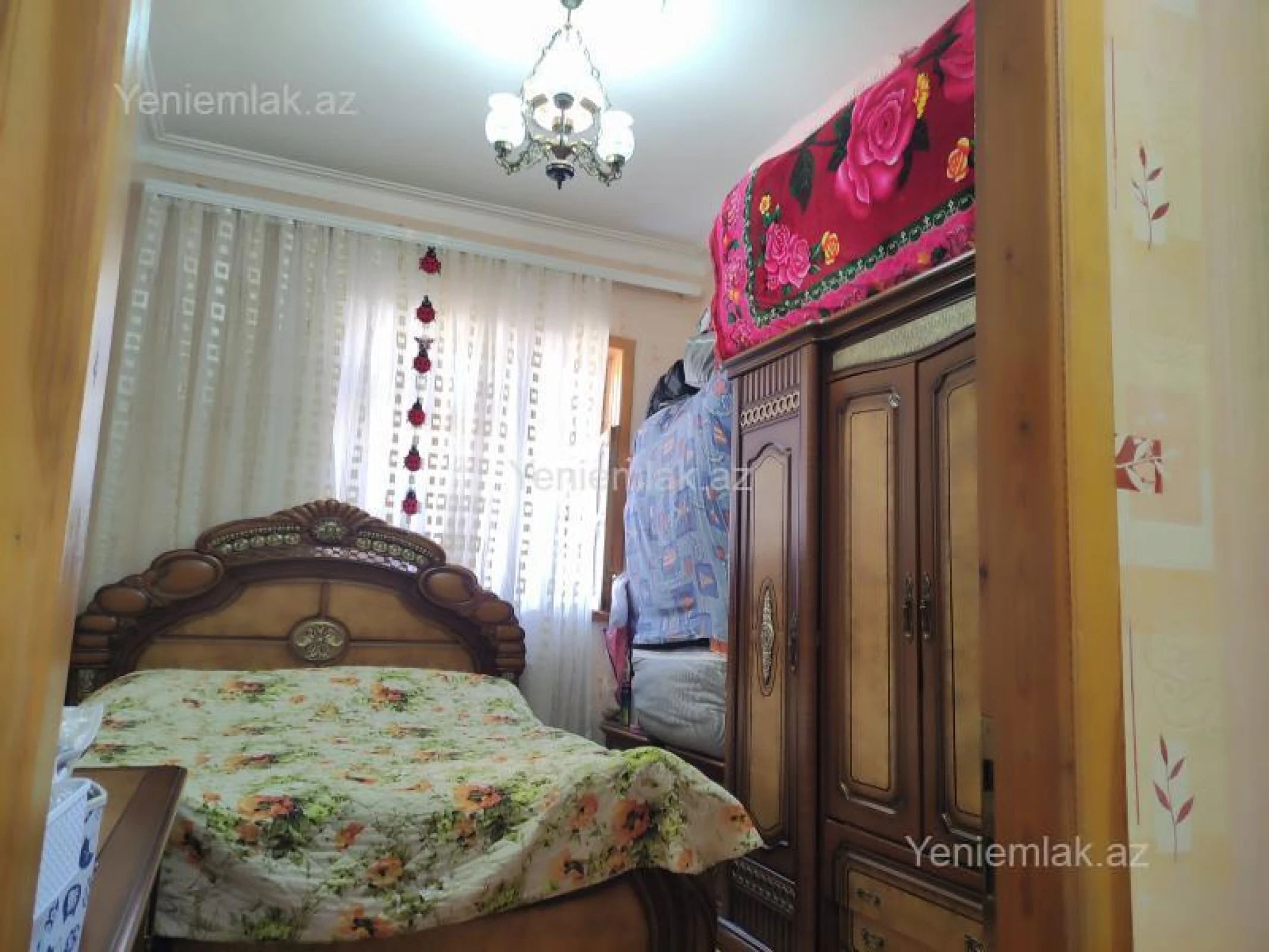 Satılır 2 otaqlı köhnə tikili 50 m²