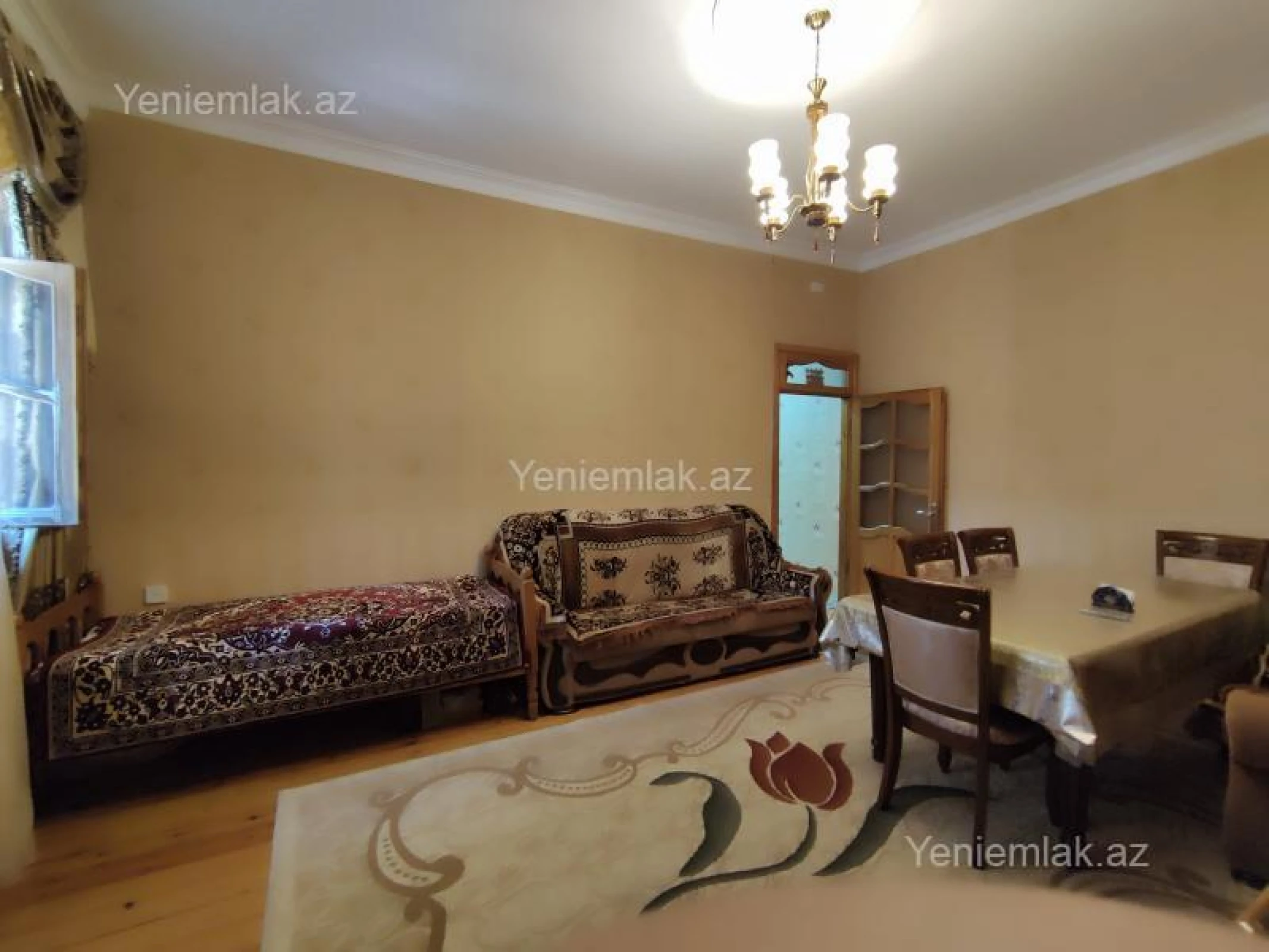 Satılır 2 otaqlı köhnə tikili 50 m²