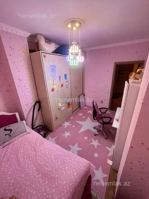 Satılır 3 otaqlı yeni tikili 85 m²