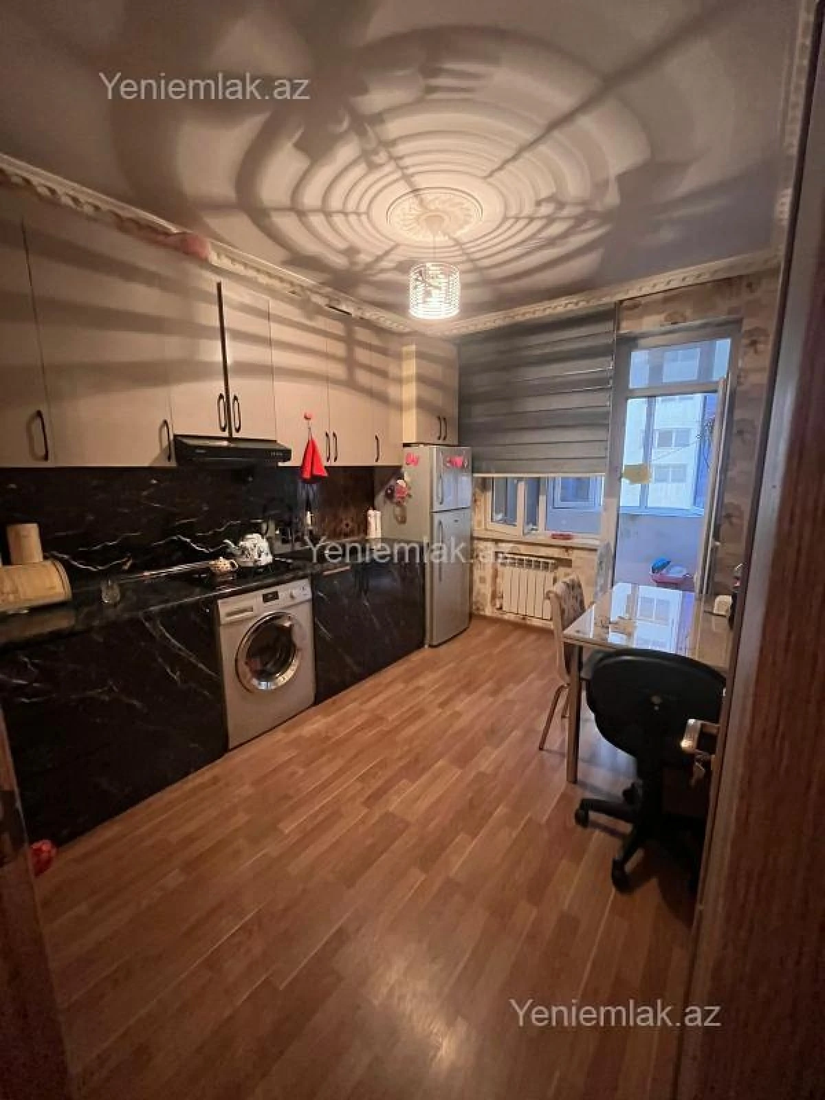 Satılır 3 otaqlı yeni tikili 85 m²