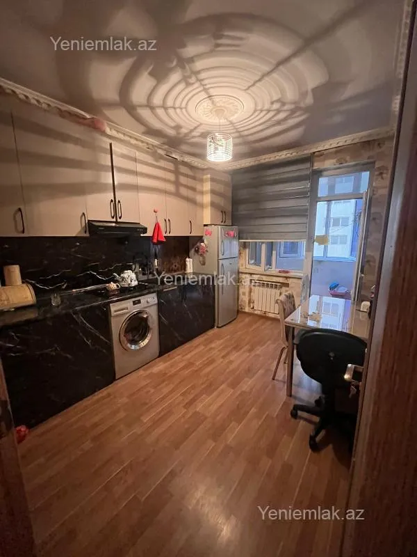 Satılır 3 otaqlı yeni tikili 85 m²