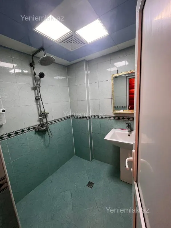 Satılır 3 otaqlı yeni tikili 85 m²