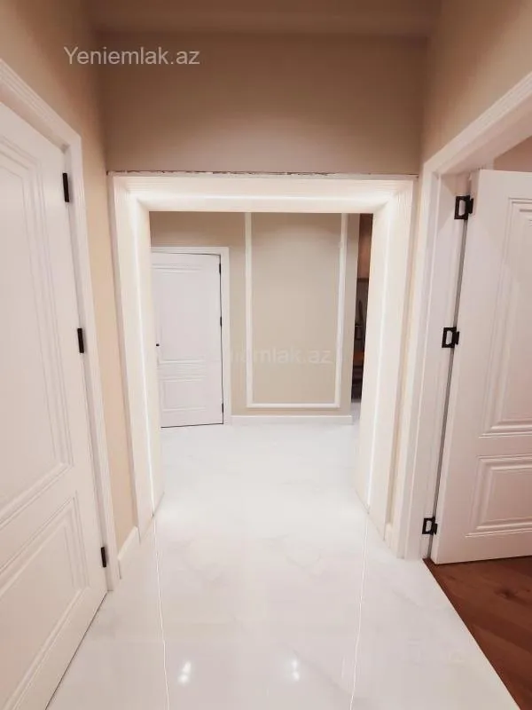 Satılır 1 otaqlı yeni tikili 60 m²