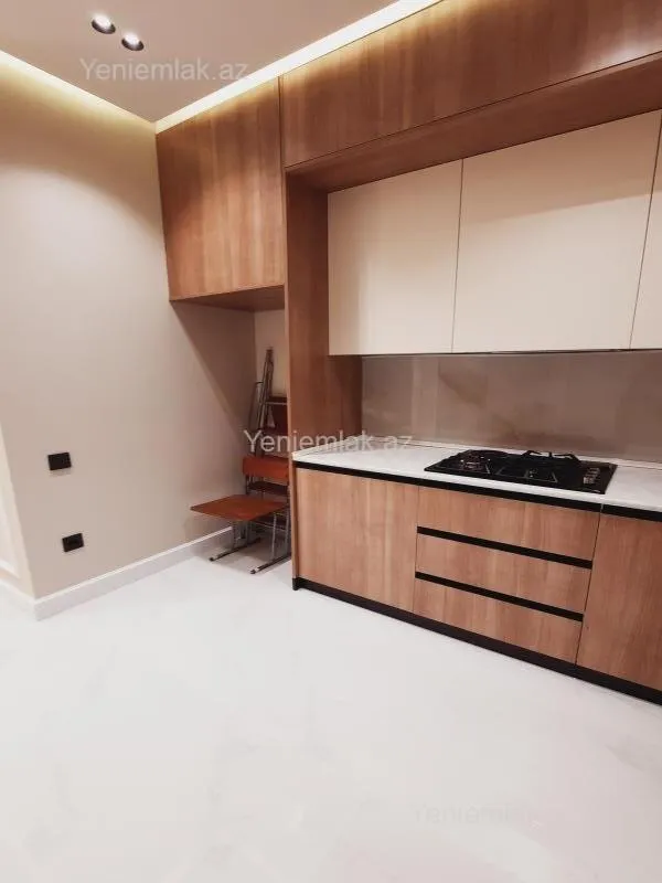 Satılır 1 otaqlı yeni tikili 60 m²