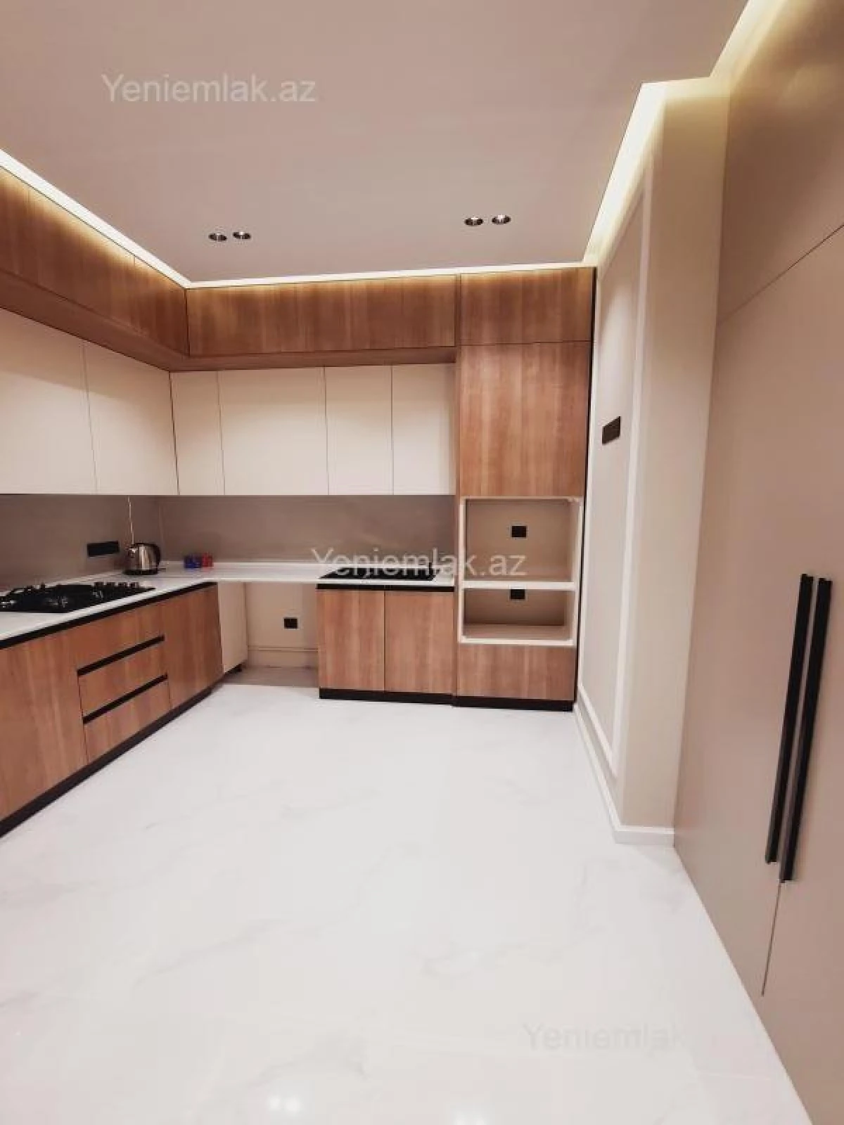 Satılır 1 otaqlı yeni tikili 60 m²