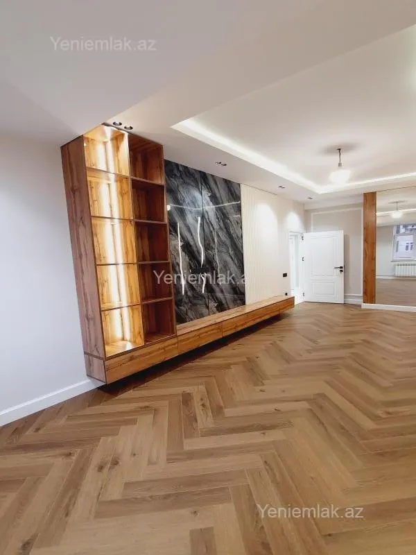 Satılır 1 otaqlı yeni tikili 60 m²