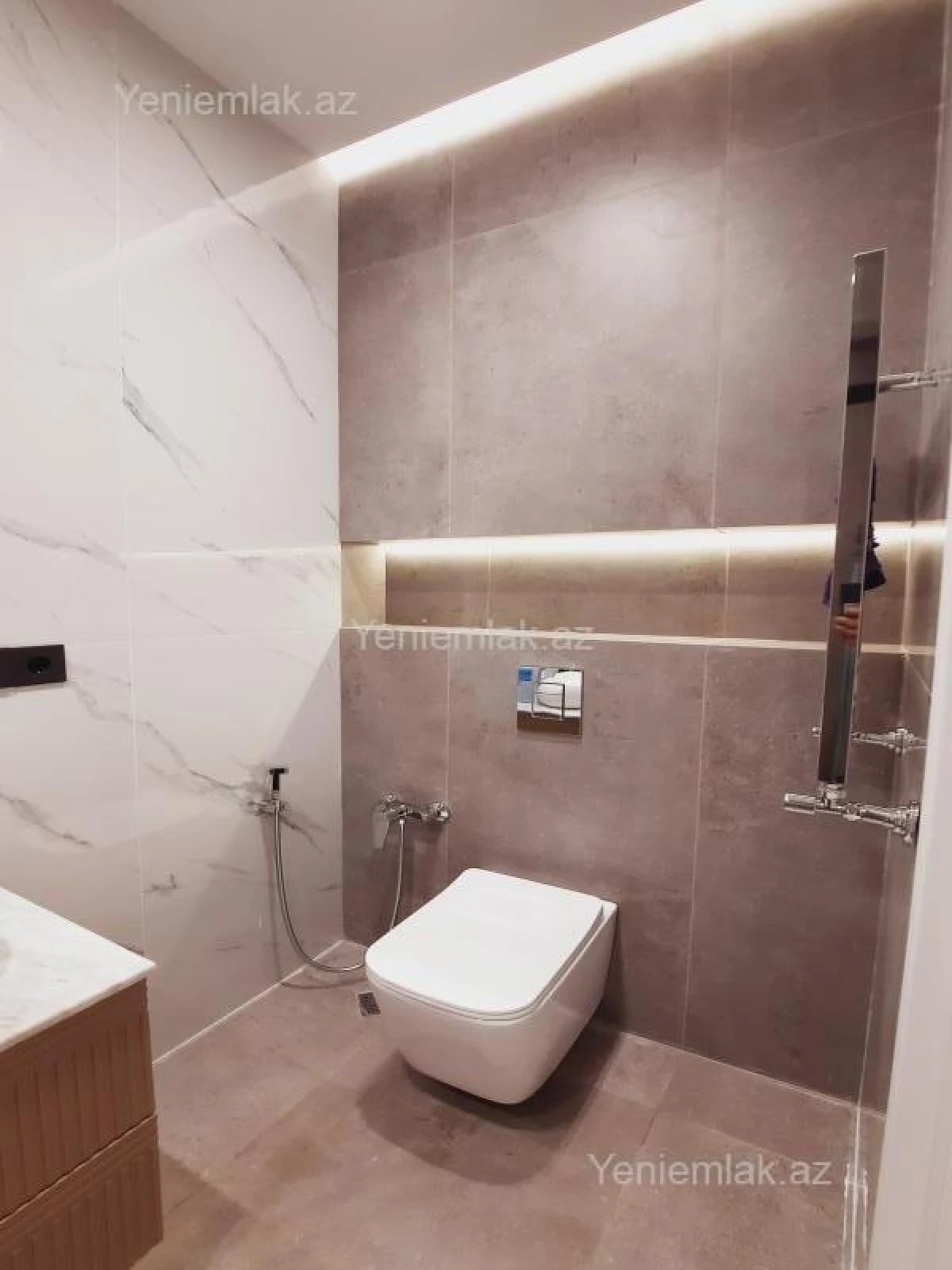 Satılır 1 otaqlı yeni tikili 60 m²